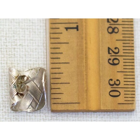 Vintage Cross Knot Silver Tone Square-shaped Hoop Earrings - H1 - Picture 3 of 3